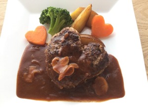 エイチーム_社食_ハンバーグ