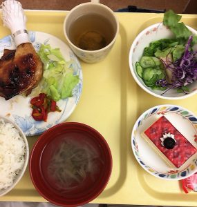 病院食_クリスマスチキン