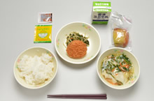 一冨士フードサービス_学校給食