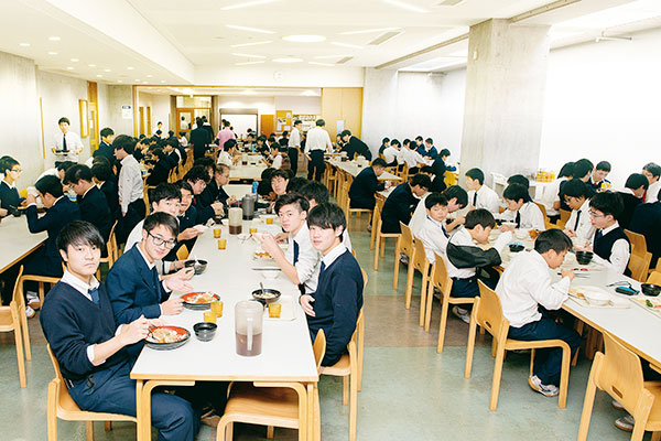 私立_カフェテリア_導入事例